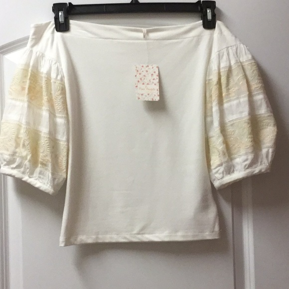 Free People Tops - Free People off the shoulder ivory top